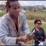 Porque el cantante Tekashi 69 regala su dinero: razones y contexto