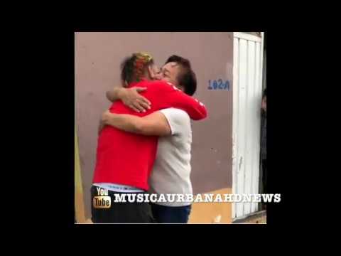 tekashi 6ix9ine regala dinero